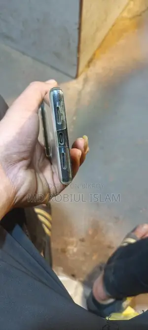 Google Pixel 6 8/128 (Used)