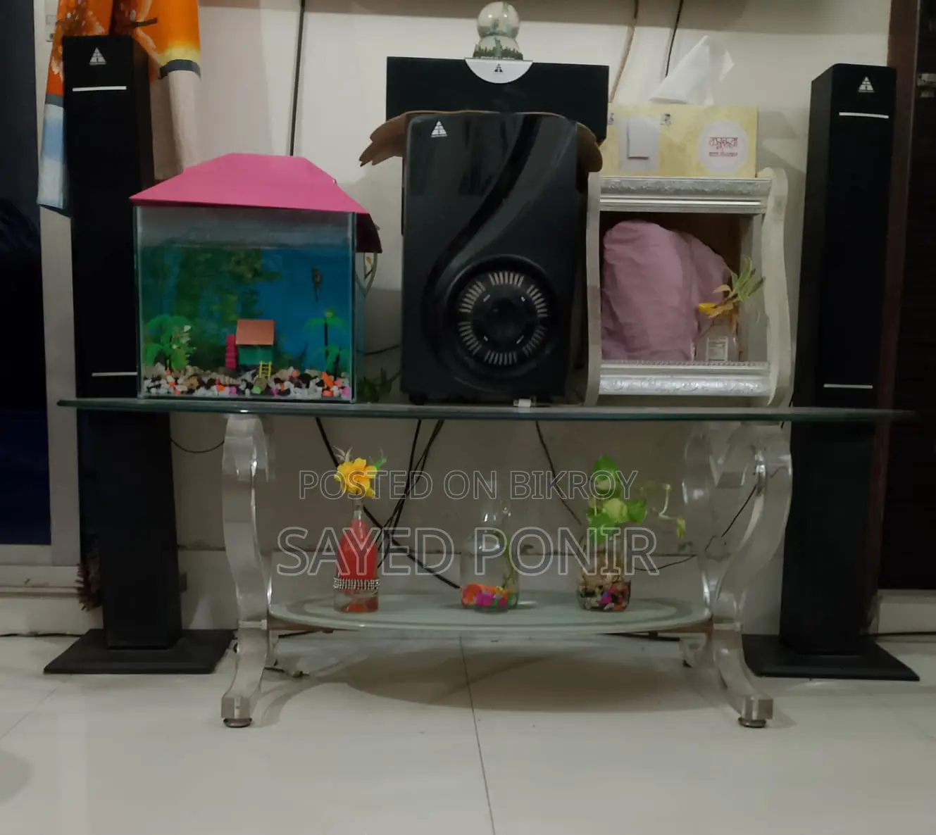 Completely Glass (heart Shape) T-table