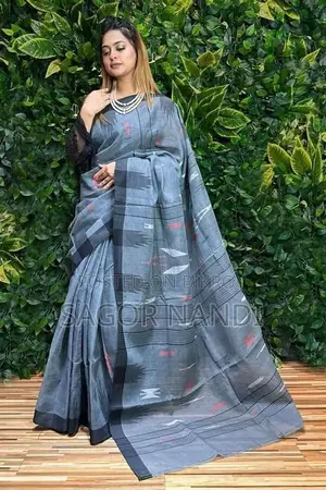 মনিপুরী শাড়ি