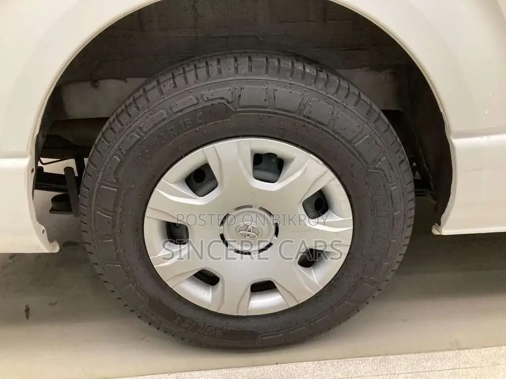Toyota Hiace SUPER GL DARK PRIME2 2022
