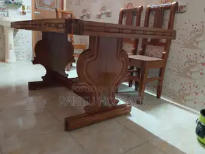 স্বল্প ব্যবহৃত ৬/৭ ফিট একটি খাট