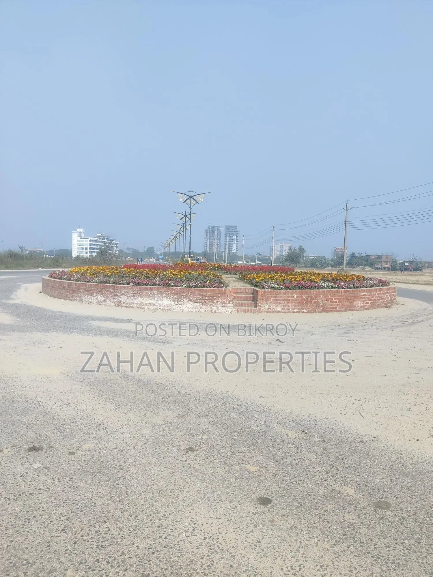 Bashundhara N Block 40 ft Road 10 kata Plot Sell..