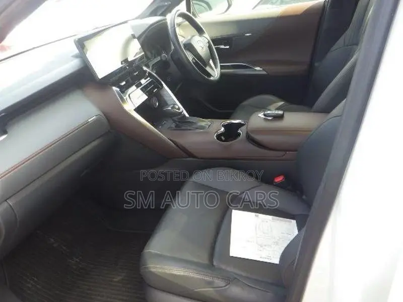 Toyota Harrier Hybrid Z Pearl 2022
