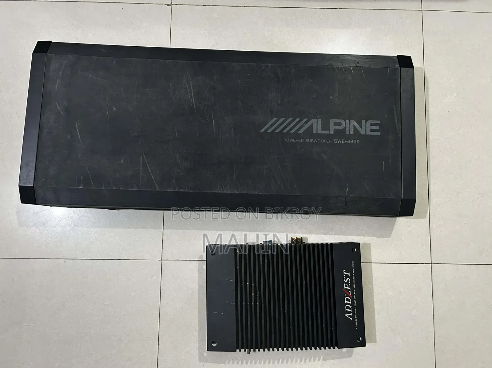 Addzest Amplifier + Alpine Subwoofer (car)