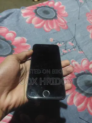Apple iPhone 7 3/32 (Used)