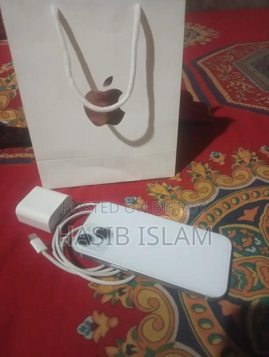 Apple iPhone 15 . (Used)