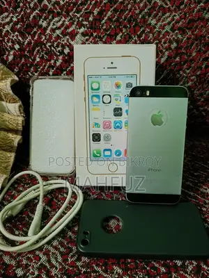 Apple iPhone 5s 32 GB Silver