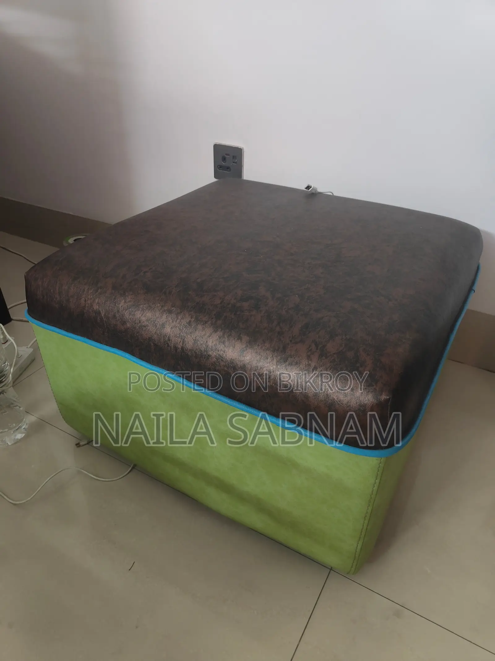 Rexine Seating Stool