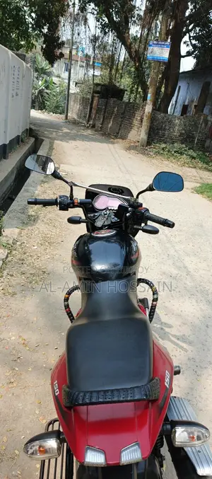 Bajaj Pulsar 150 2017