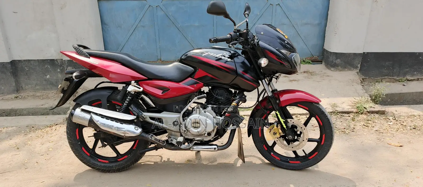Bajaj Pulsar 150 2017