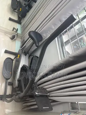 Home Engine Air Bike Exercise Cycle (almost New)