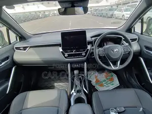 Toyota Corolla Cross Z Leather Hyb Pearl 2024