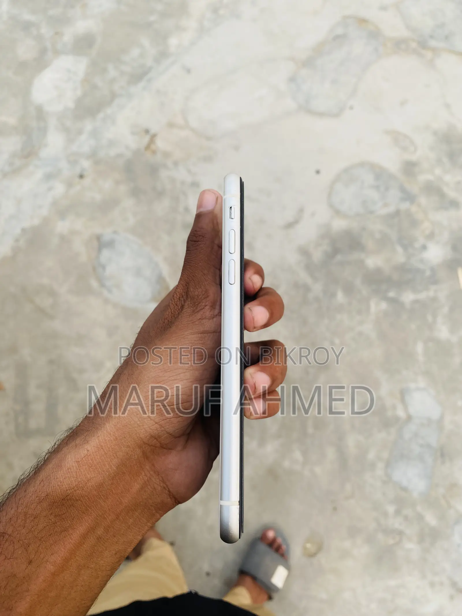 Apple iPhone 11 (Used)