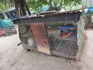 মুরগির খাঁচা