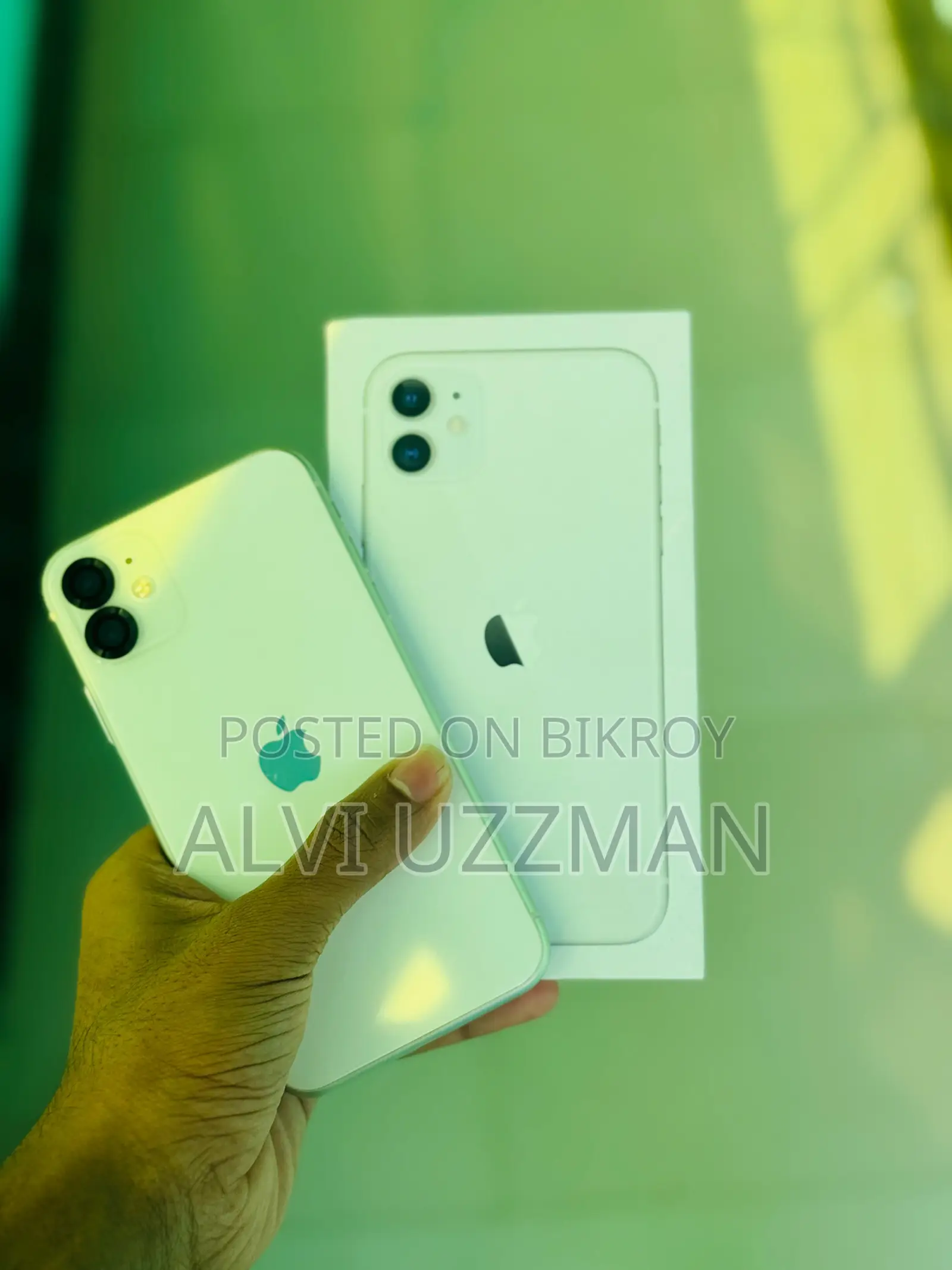 Apple iPhone 11 . (Used)