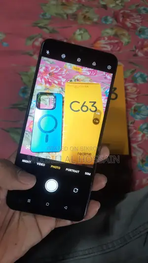 Realme C63 Ram:6,Rom:128 (Used)