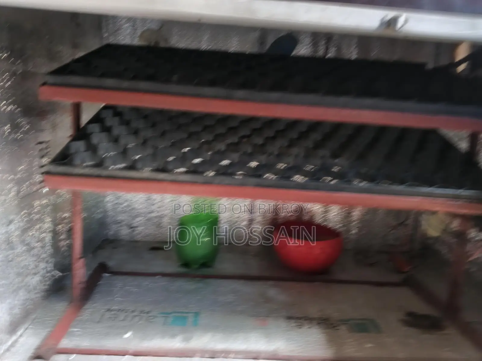 ইনকিউবেটর মেসিন