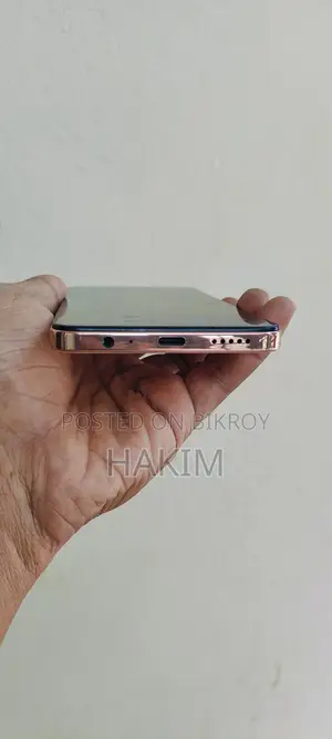 Vivo Y28 (8+256 gb (Used)