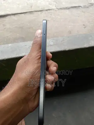 Infinix Hot 60 Pro 8/128 (Used)