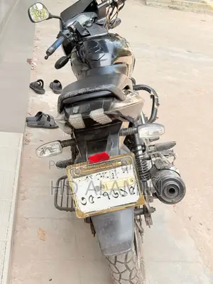 Bajaj Pulsar 150 - 2018