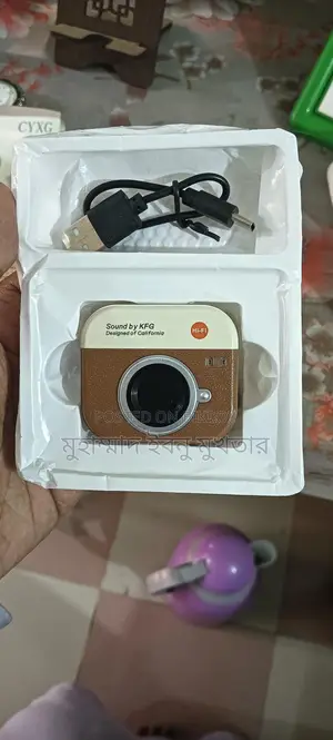Camera Shape Tws