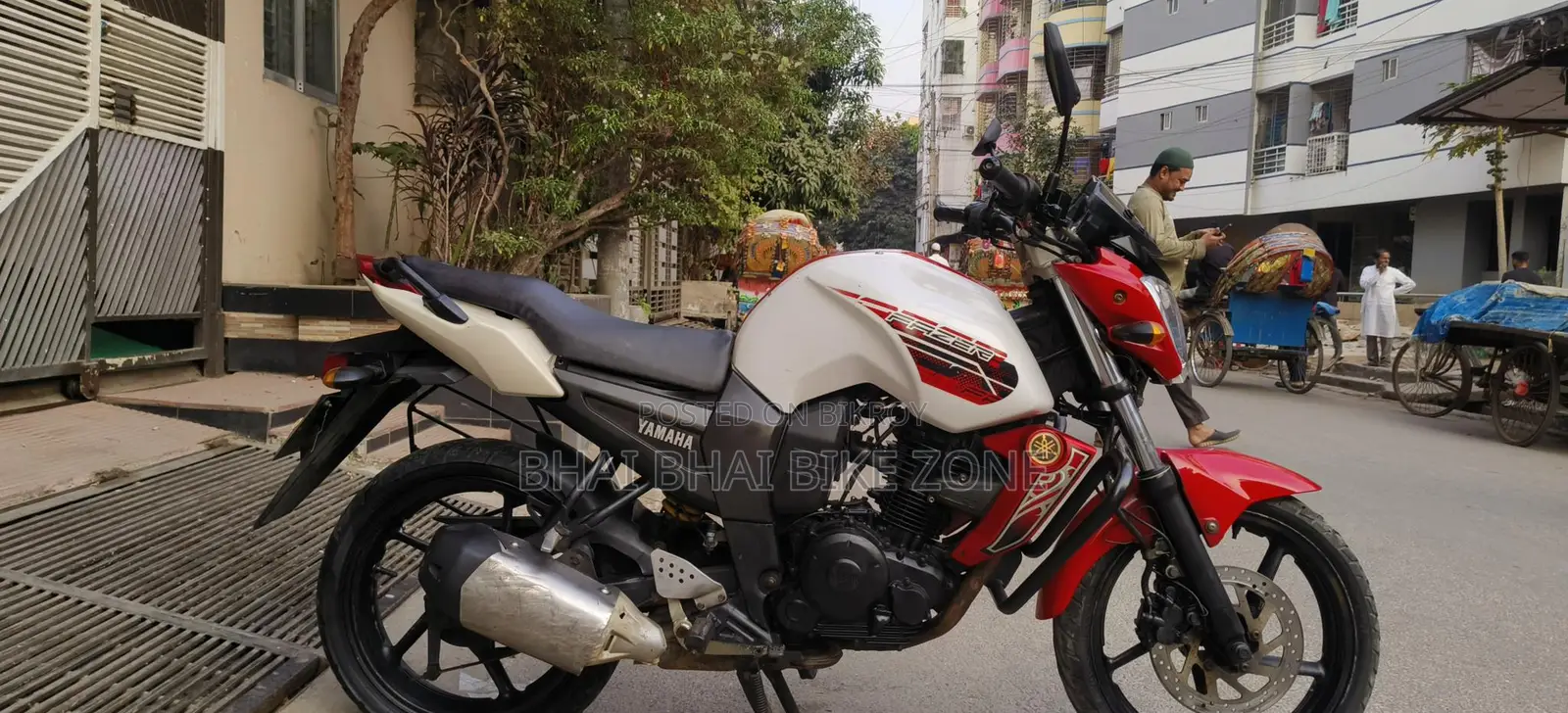 Yamaha FZS . 2010