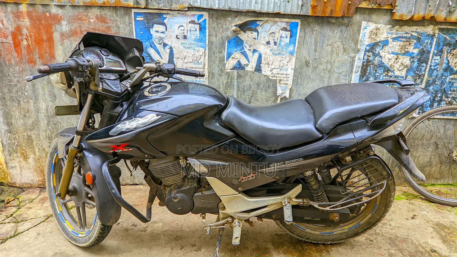 Hero CBZ Xtreme 2012