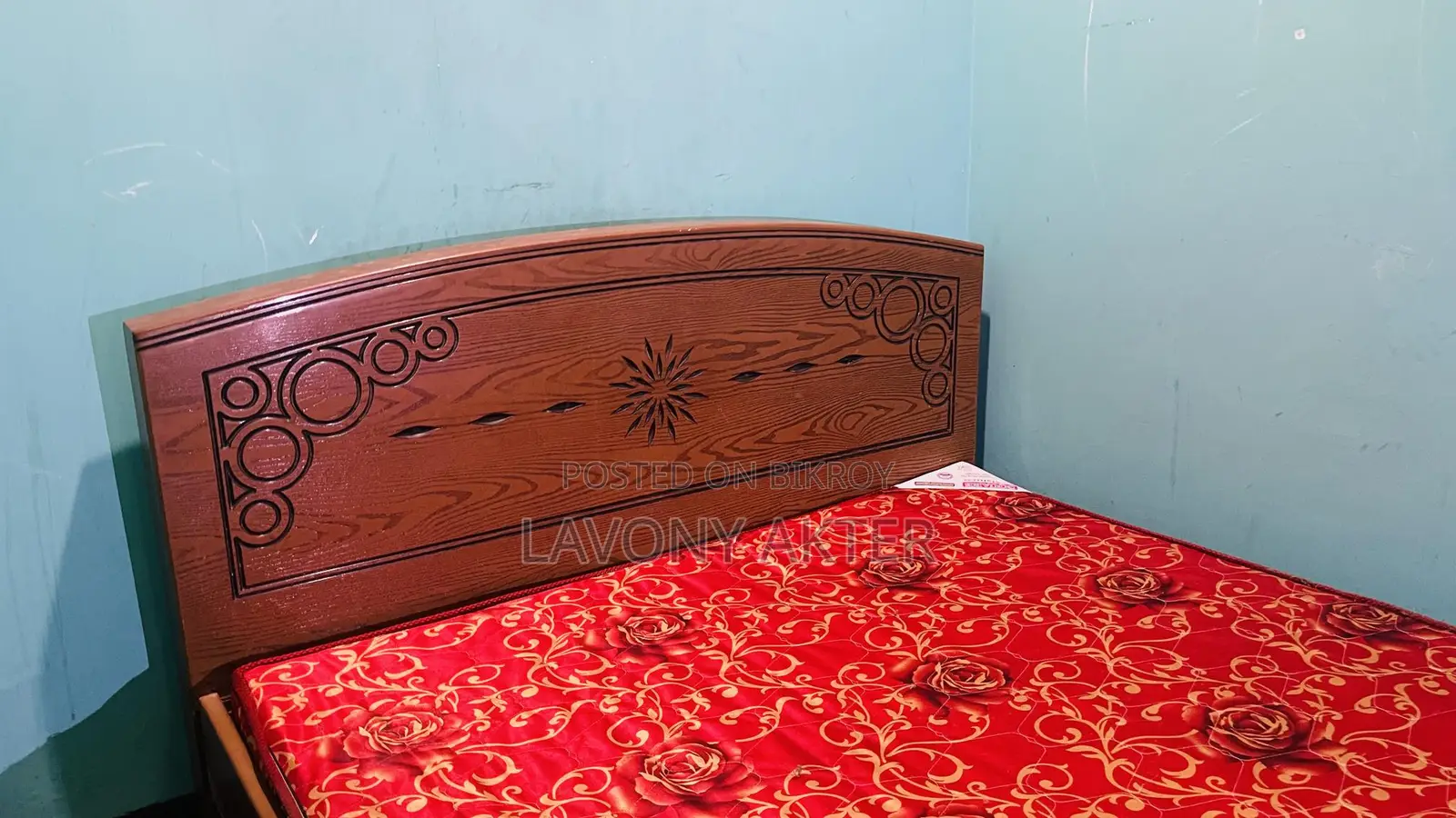 7/5 ft Partex Bed... Completely new, used for 3 months... with mattress
