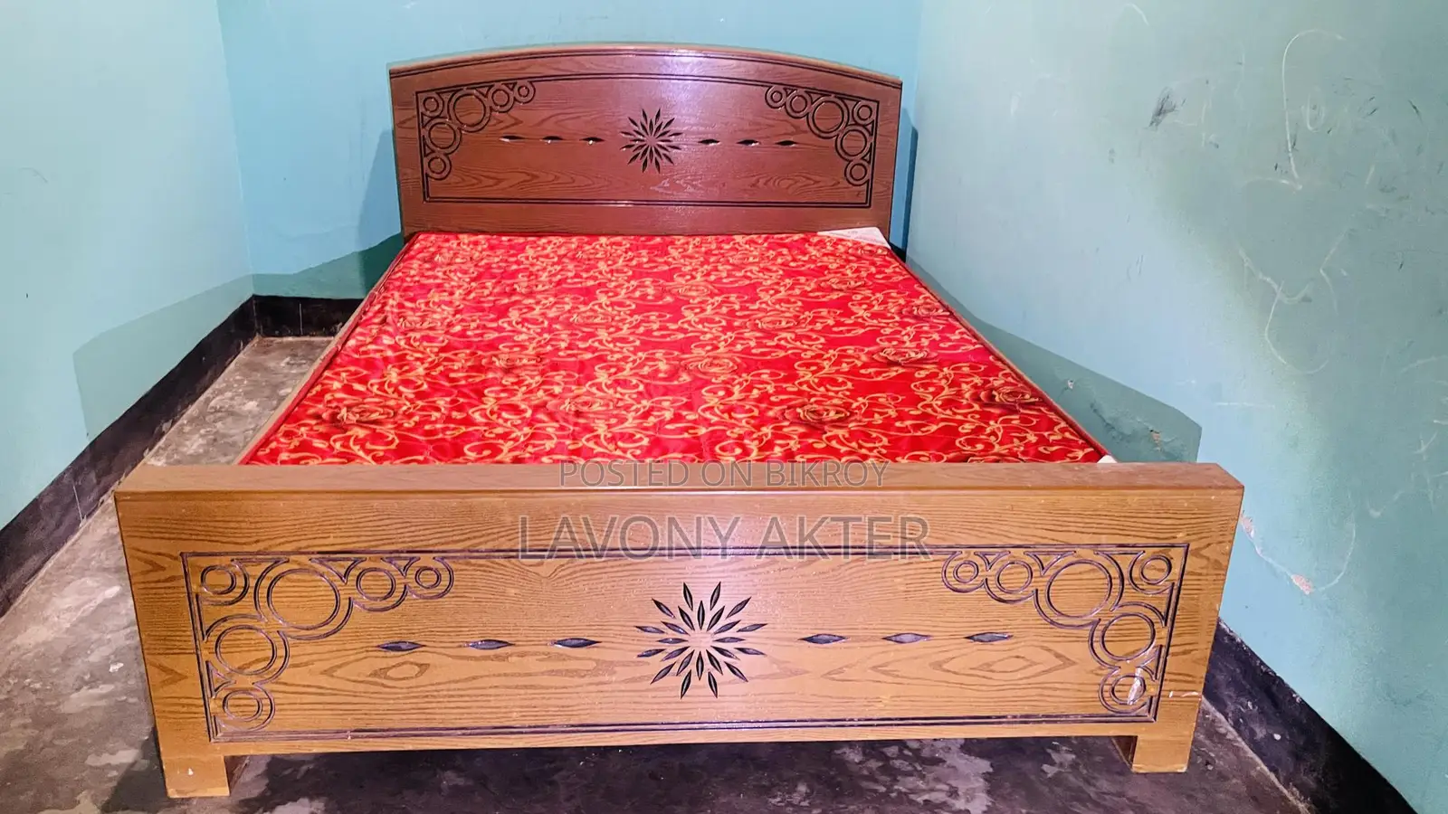 7/5 ft Partex Bed... Completely new, used for 3 months... with mattress
