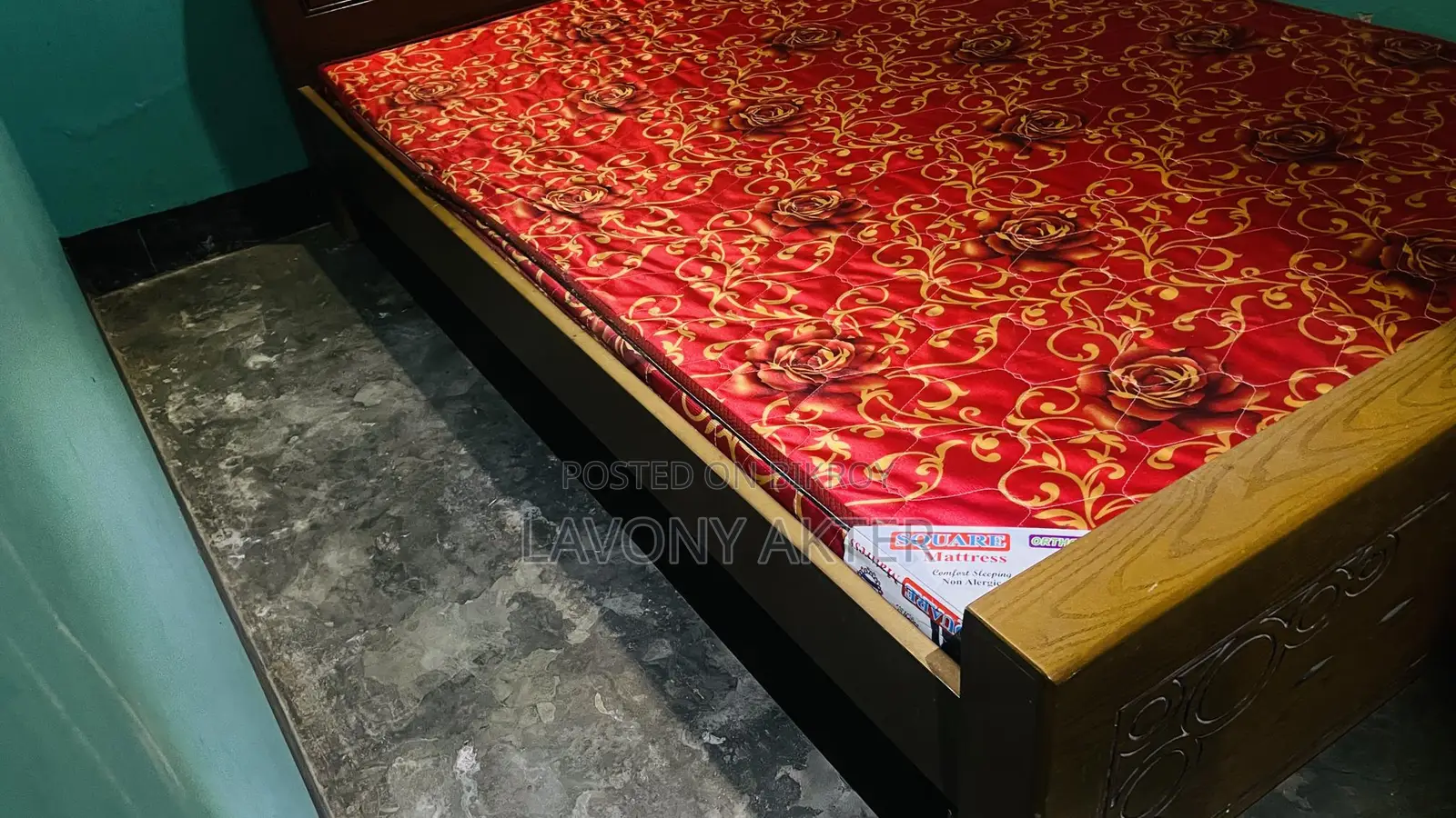 7/5 ft Partex Bed... Completely new, used for 3 months... with mattress