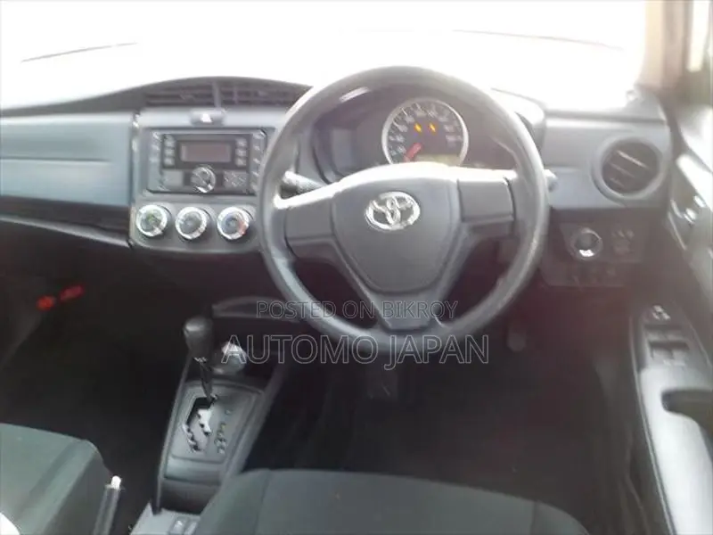 Toyota Axio EX 2020