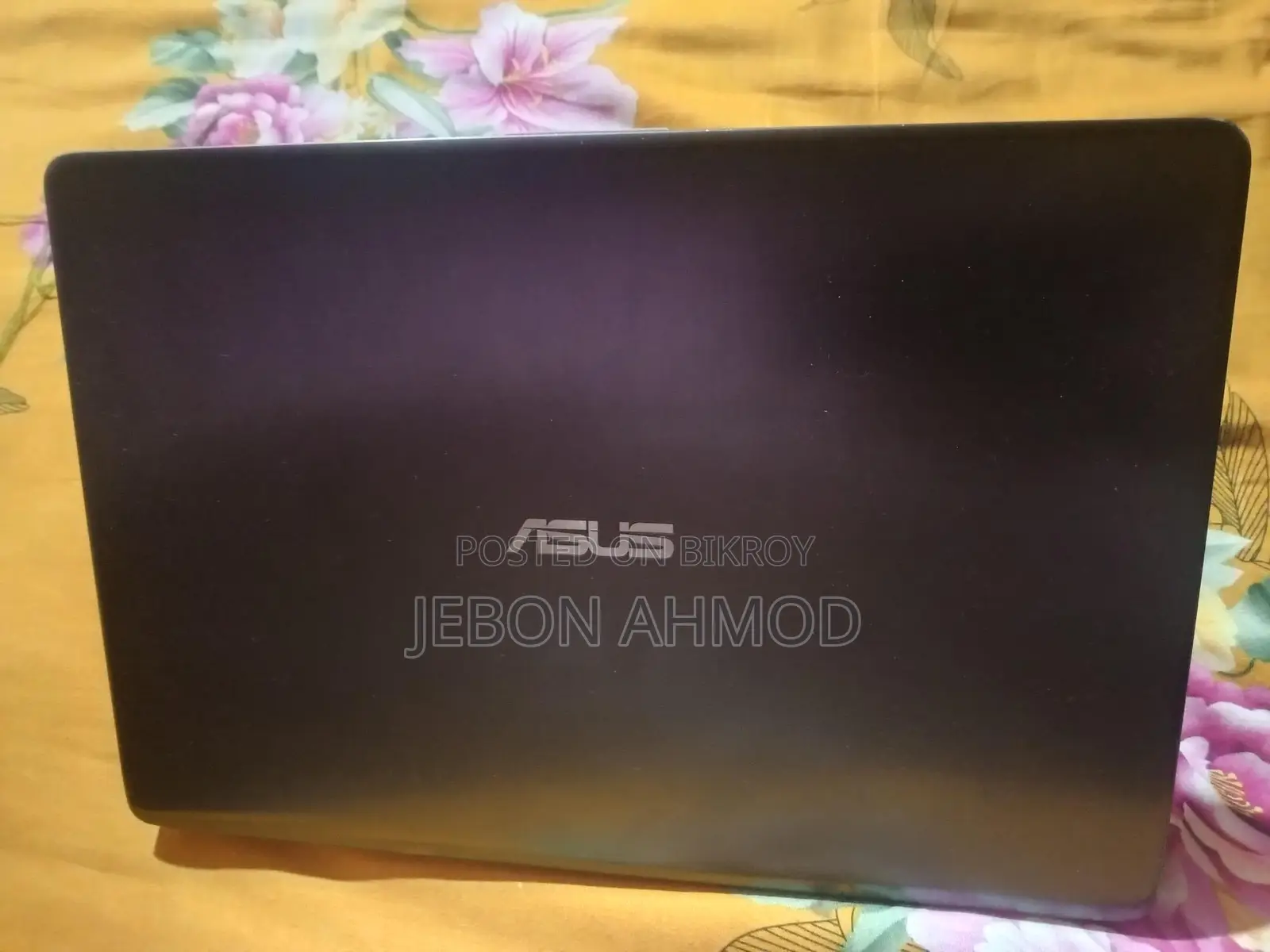 ASUS VivoBook Laptop