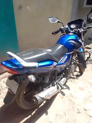 TVS Metro Plus 2016