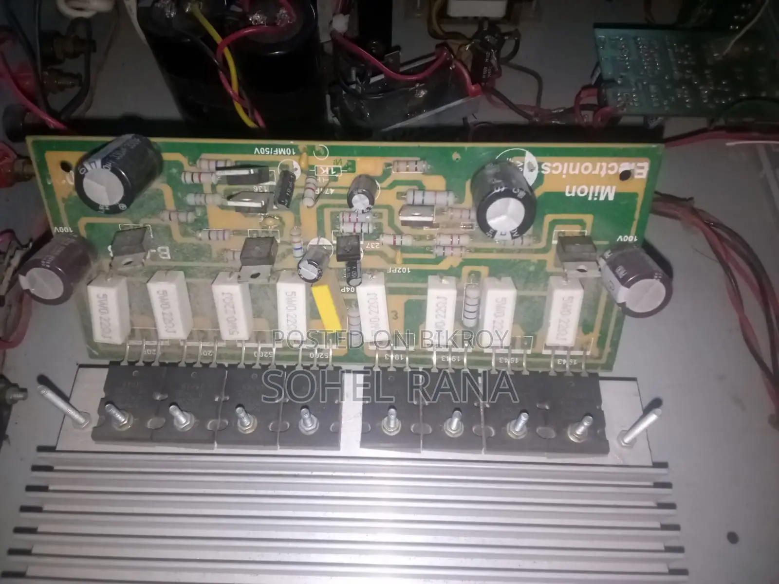 Amplifier 200 Watt Stereo