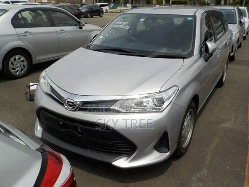 Toyota Fielder e X PKg 2020