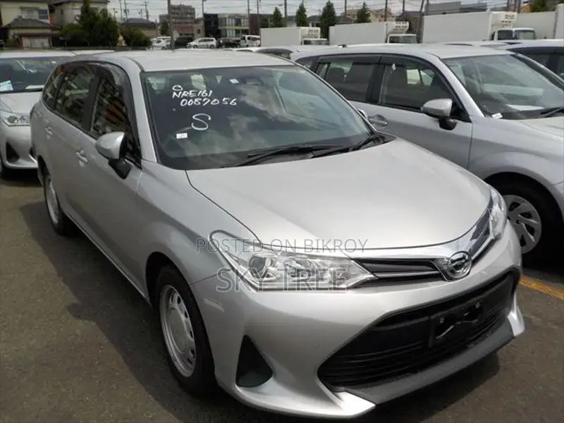 Toyota Fielder e X PKg 2020