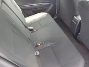 Toyota Fielder e X PKg 2020