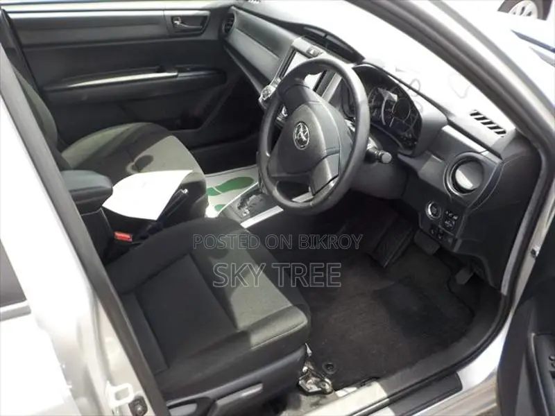 Toyota Fielder e X PKg 2020
