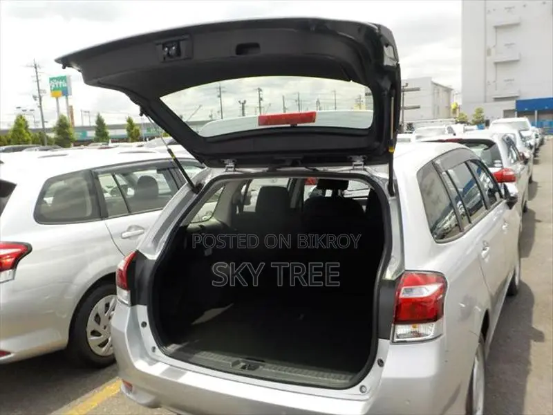Toyota Fielder e X PKg 2020