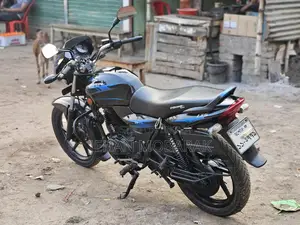 Bajaj Discover 135 . 2010