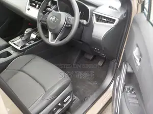 Toyota Corolla Cross z PACKAGE 2025