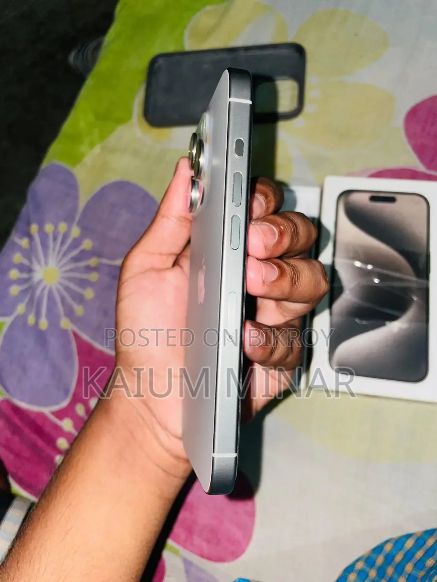 Apple iPhone 15 Pro (Used)