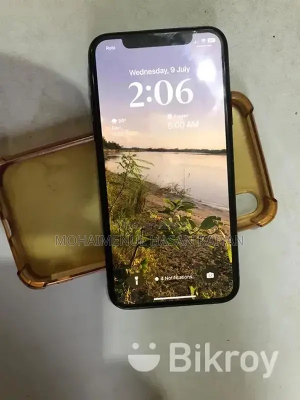Apple iPhone X 64 (Used)