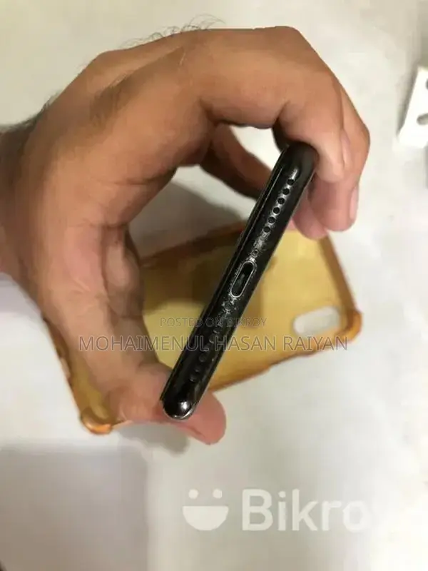 Apple iPhone X 64 (Used)