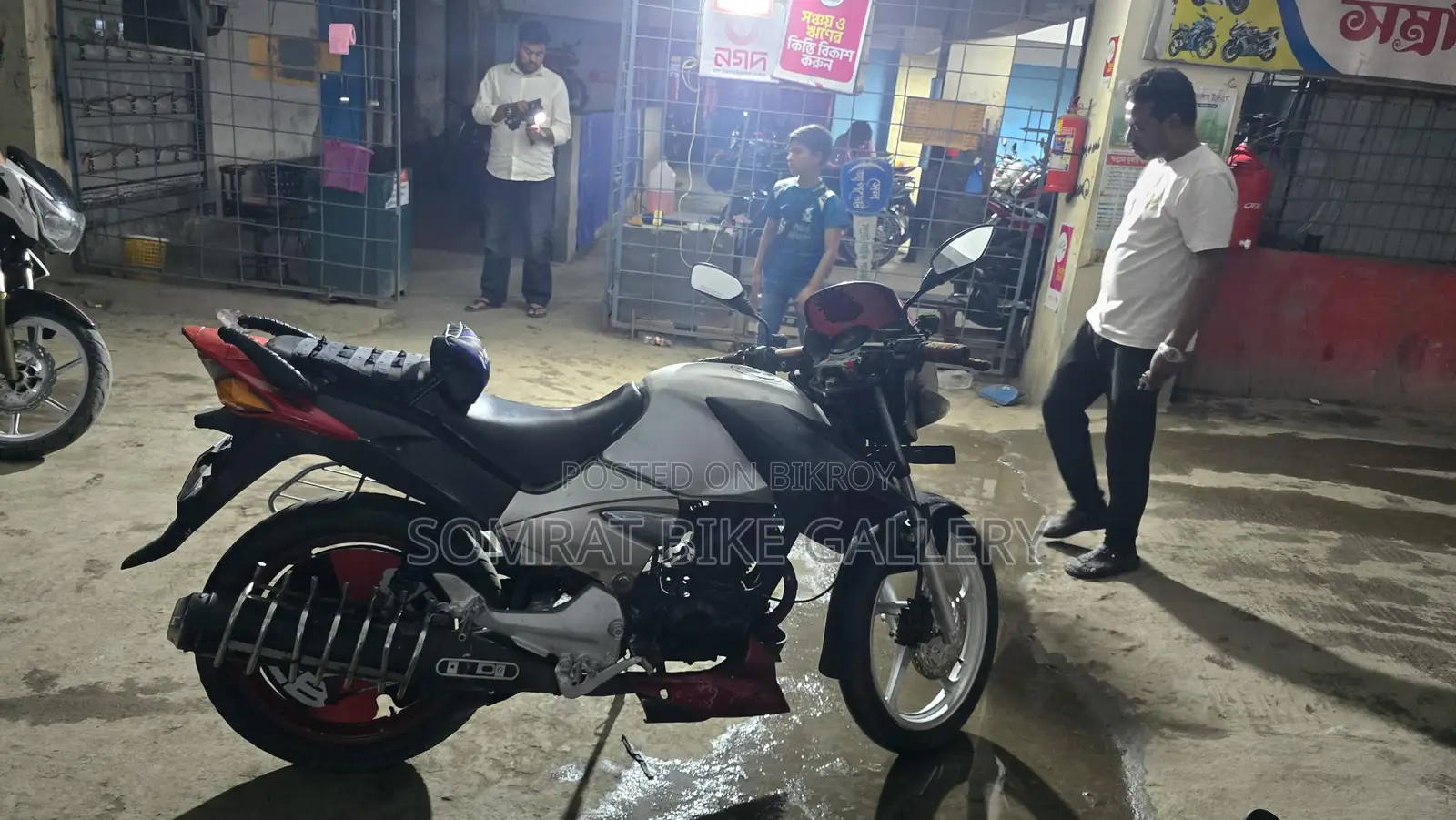 Hero CBZ Xtrem . 2014