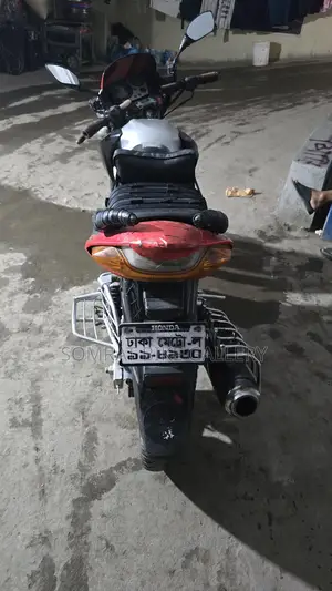 Hero CBZ Xtrem . 2014