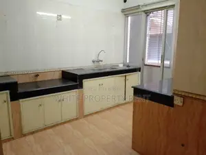Apartment Rent in Gulshan 2, Road 42 Near Hotel Amari