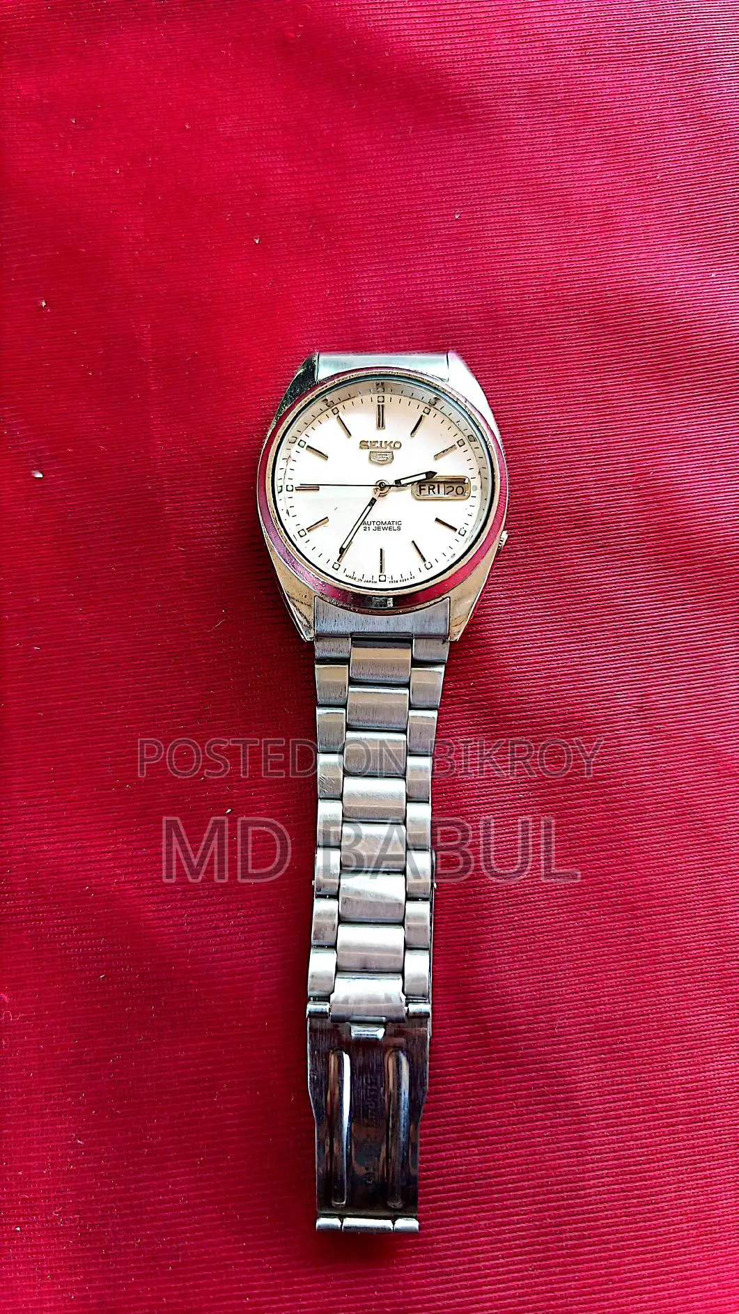 Analogue Watch for sale