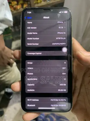 Apple iPhone XS . (Used)