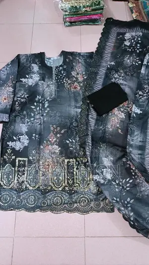 থ্রি পিস